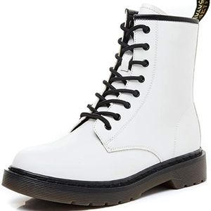 Classic combat boot with chunky lug sole and branded heel pull tab
